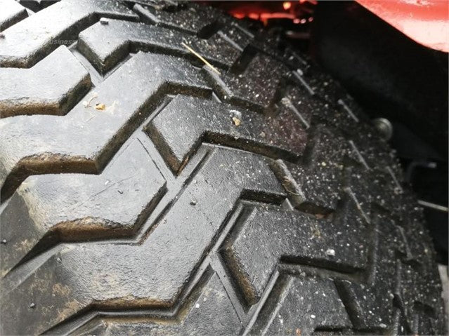 Tondeuse autoportée Kubota F3890 – 2017 – 38 ch – 152 cm – Occasion