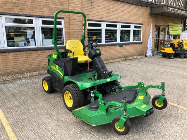 Équipement de tonte frontal John Deere 1570 – 2018 – 4RM – Kit mulch