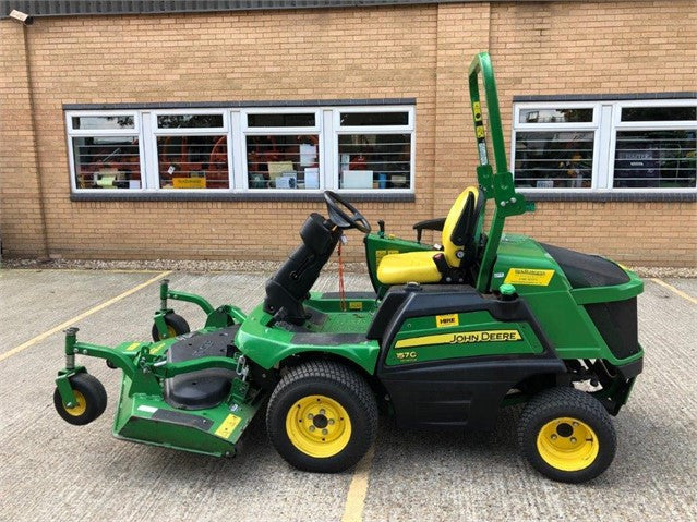 Équipement de tonte frontal John Deere 1570 – 2018 – 4RM – Kit mulch