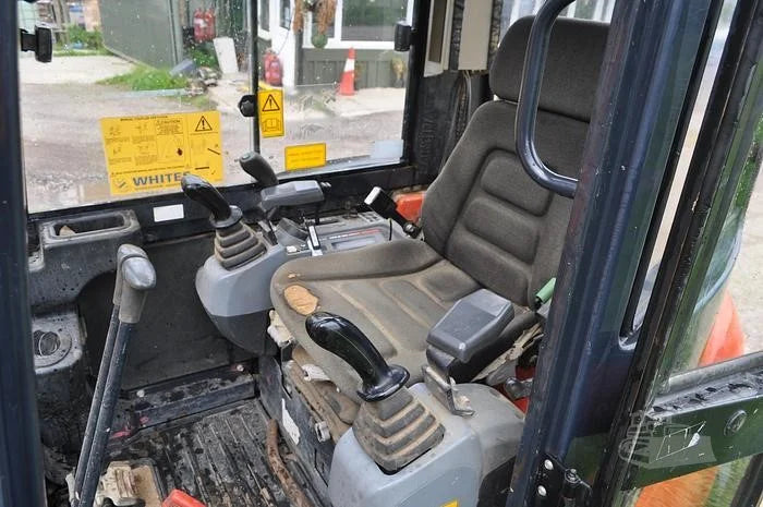 Kubota KX71-3 – 2016