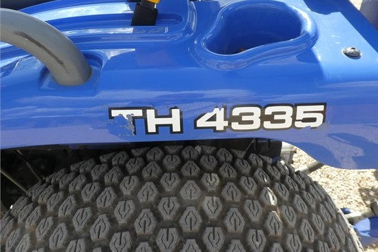 Micro-tracteur Iseki TH4335 – 2015 – 374 h – Équipements terrassement