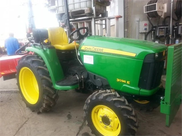 Mini-tracteur John Deere 3036E – 2014 – Occasion