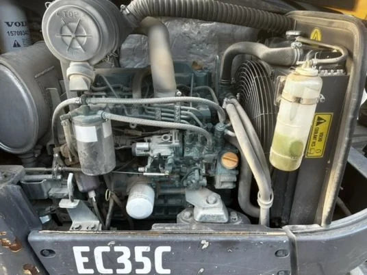 Mini-pelle Volvo EC35C – 2014 – 3,6 t – Occasion